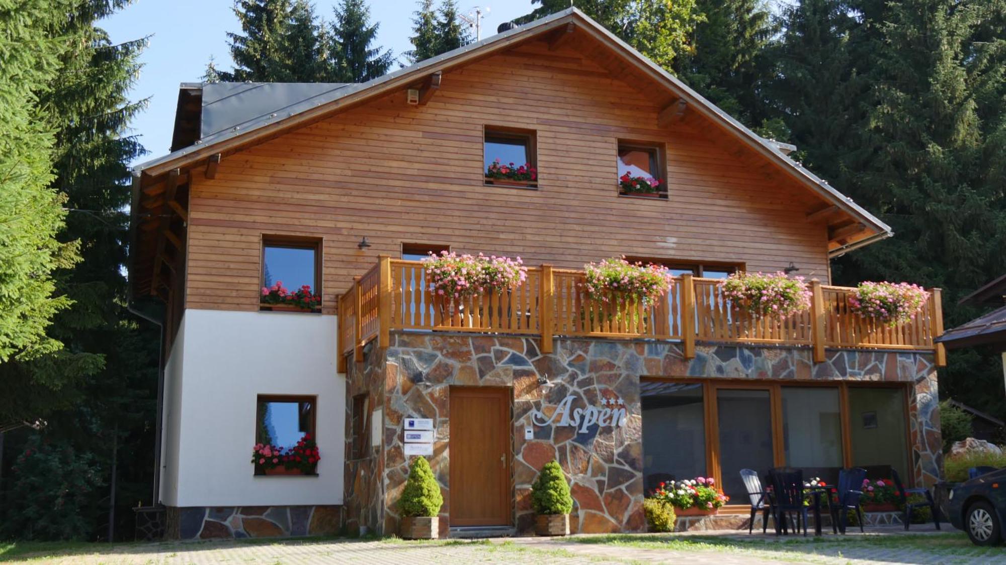 Pension Aspen Гаррахов Екстер'єр фото